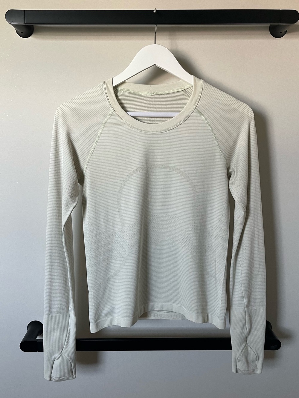 lululemon athletica Long Sleeve Seamless Top in Light Sage